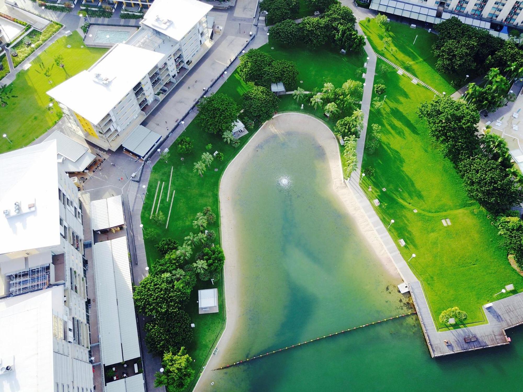 Darwin Waterfront Luxury Suites Esterno foto