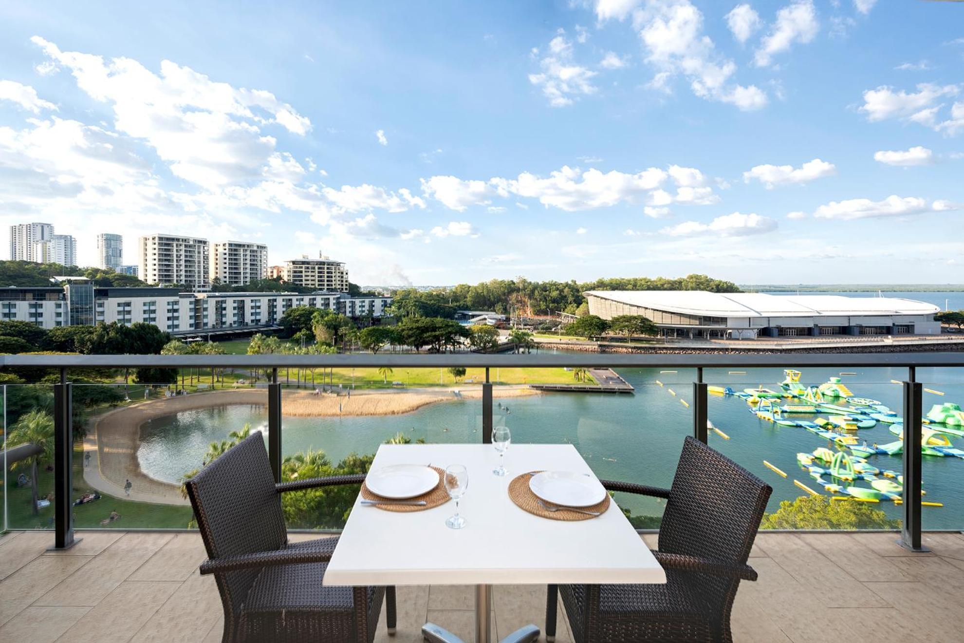 Darwin Waterfront Luxury Suites Esterno foto